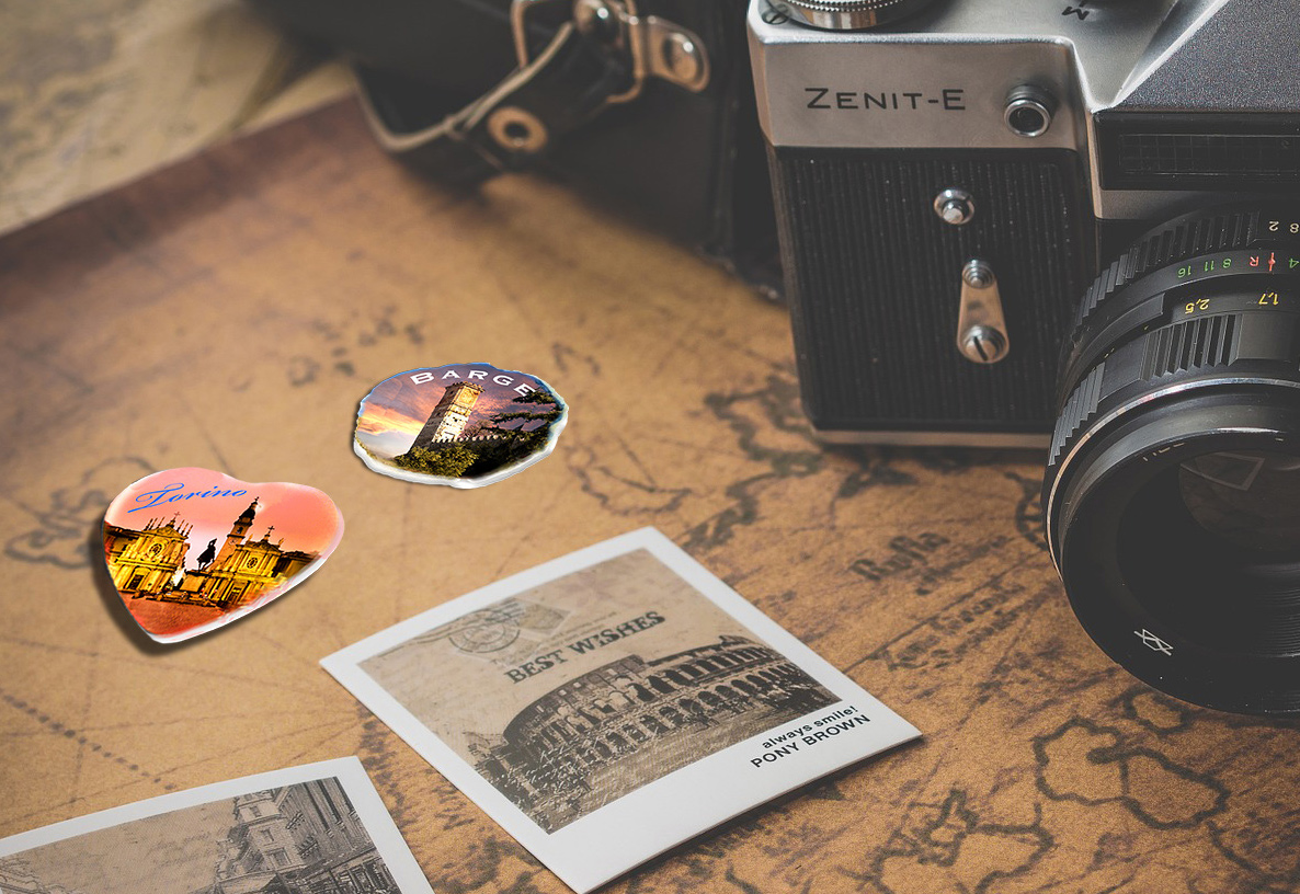 gadget turistici con foto, magneti per frigo, calamite turistiche personalizzate